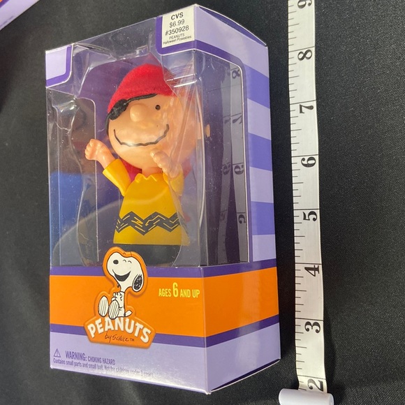 🔥FINAL PRICE Peanuts Charlie Brown Posable Halloween Figure NWT (4259) - Picture 6 of 6